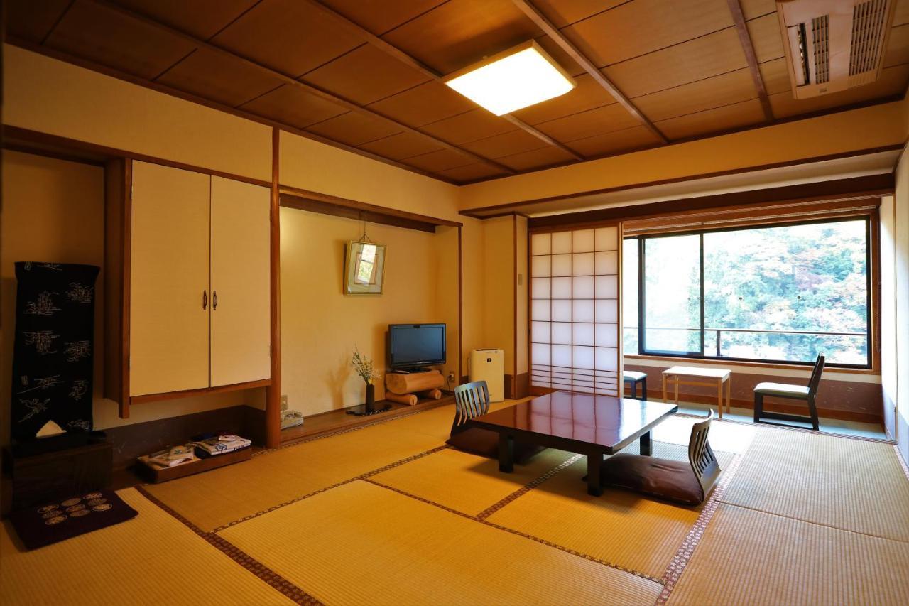 Momijiya Honkan Takaosansou Quioto Exterior foto